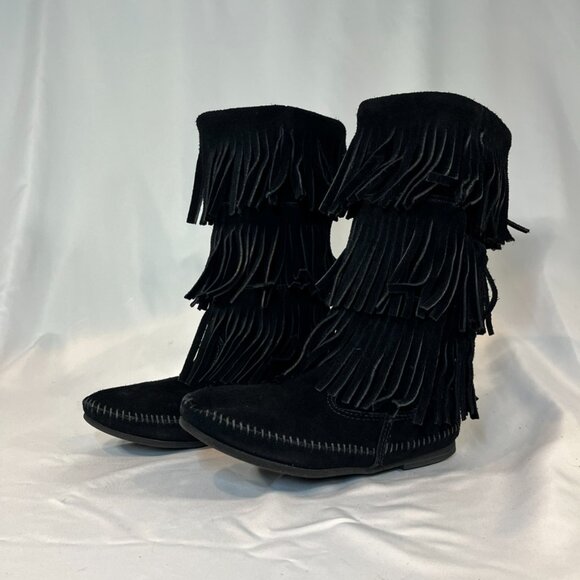 Minnetonka Black Fringe Suede Boots | Women’s 8 - Picture 1 of 4
